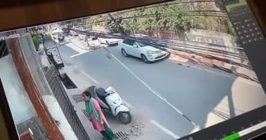 लखनऊ में एक दिल दहला देने वाला हादसा कार चालक की लापरवाही से एक स्कूटर सवार युवक की मौके मौत l #Sbnews #lucknow #indea