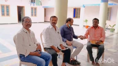 ఖాజీపేట: మండల వైద్య ఆరోగ్యశాఖ ఆధ్వర్యంలో చెన్నముక్కపల్లె వృద్ధాశ్రమంలో వైద్య శిబిరం