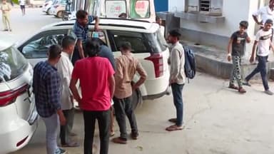 नीम का थाना: नीमकाथाना बाइक और एक्सयूवी गाड़ी की जबरदस्त भिड़ंत।#accdient #police #neemkathana