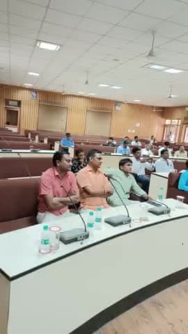 जयपुर* में भारत सरकार के विमुक्त- घुमंतु -अर्द्धघुमंतु आयोग के माननीय सदस्यगणों व राजस्थान घुमंतु कल्याण बोर्ड अध्यक्ष के समक्ष केन्द्र सरकार की *#SEED* (डीएनटी सशक्तिकरण योजना) जागरूकता कार्यक्रम में राजस्थान के प्रतिनिधियों के साथ आर.के.