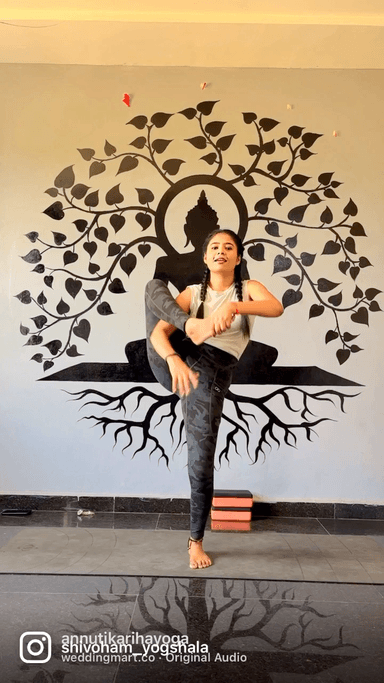 Trivikramasana 🙏🕉🧿
#yoga #happy #shivohamyogshala