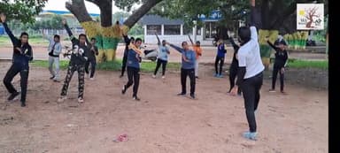 free self defence classes
New technology, new techniques, new equipments, advanced training we_stand_for_all #chhindwara #womanempowerment #youth #wsfa #self_defence