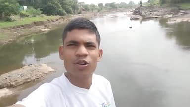 नदियों में प्लास्टिक पन्नी ना डालें वरना नदियां समाप्त हो जाएगी हमारा जीवन संकट में हो जाएगा #saverivers #save_water