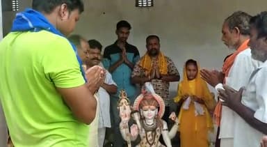 #जय_भोले
आज श्रावण मास के सोमवार को शमशान घाट में शिव शंकर भगवान की प्रतिमा स्थापित करने का सौभाग्य प्राप्त हुआ। 🌹🌹🙏