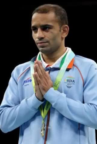 हरियाणा के लाडले बेटे अमित पंघाल ने टोक्यो की निराशा को छोड़ पीछे, मुक्कों की बरसात से कॉमनवेल्थ गेम्स में देश को दिलाया गोल्ड। ढेर सारी बधाई एवं शुभकामनाएं #commonwealthgames