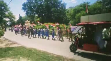 श्री त्रमबकेसर आदर्श इंटर कालेज के छात्र व छात्रों द्वारा निकाला गया तिरंगा यात्रा@rahulsoni11223 #sandeepkalera