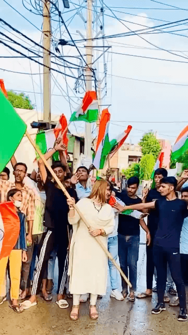 झंडा ऊँचा रहे हमारा, विजयी विश्व तिरंगा प्यारा !
भारत की आज़ादी की 75वीं वर्षगाँठ को यादगार बनायें।शान से हर-घर तिरंगा लहरायें।
#harghartirangaaabhiyan