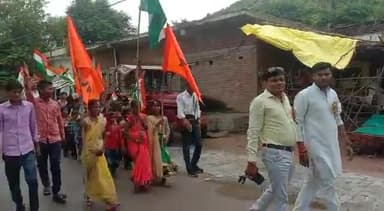 चरखारी:#एबीवीपी #परिषद_की_पाठशाला बनी राष्ट्रवाद की पाठशाला, पाठशाला के बच्चो ने भारत माता के जयकारे लगाए