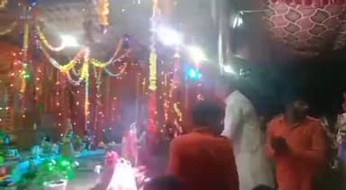 इटावा: स्वदेश यादव ब्लाक अध्यक्ष सपा #बसरेहर ग्राम चितभवन में श्री कृष्ण जन्मोत्सव के अंतिम दिन आयोजित कार्यक्रम में