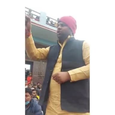 "जिंदा कौम 5 साल इंतजार नहीं करती।"बेदर्द सरकार के जुल्म के खिलाफ इंकलाब होगा। ।।#कितना भी जुल्म कर लो तुम्हारे हर षड्यंत्र का हिसाब होगा। प्रमोद यादव