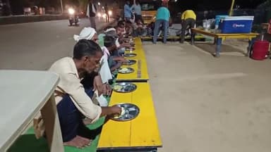 जींद: देर रात तक चलती है यहां भोजन सेवा ताकि जींद शहर में कोई जरूरत मंद भूखा ना होते #अपनारोटीरथ #जयंतीमंदिर जींद । शेयर प्लीज