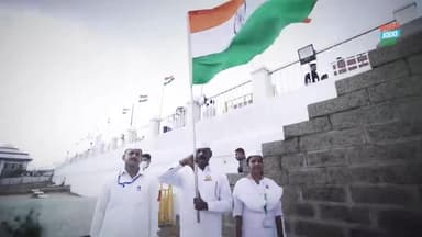 उम्मीदों को जगाएंगे, नए ख्वाब सजाएंगे।
कदम से कदम मिलाकर भारत को जोड़ते जाएंगे।
#BharatJodoYatra #BharatJodoBegins