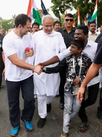 #भारत_जोड़ों_यात्रा का असली मक़सद “जन से बात” करना और “जन की बात” सुनना है।
#BharatJodoBegins
#BharatJodoYatra