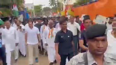 एक नई #सुबह और उमंग वही।
मिल रहे भारत भर के रंग यहीं।।
#शुभ_प्रभात 🙏
#BharatJodoYatra #GoodMorning
