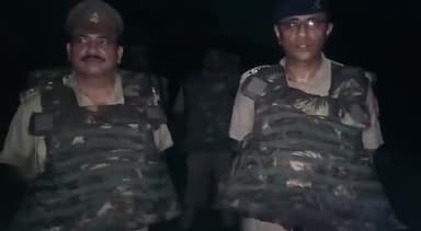 अमरोहा: पुलिस मुठभेड़ के दौरान गोकशी के मामले में घायल साजिद के संबंध में पुलिस द्वारा दी गयी बाईट #amrohanews #amrohapolice
