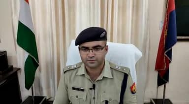 अमरोहा: बच्चा चोर गिरोह की घटनाओं की अफवाहों के संबंध में निकली फ्लैग मार्च, पुलिस अधीक्षक द्वारा दी गयी बाईट #amrohapolice