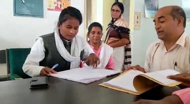 दि18.09.2022 दिन रविवार को #प्राथमिक_स्वास्थ्य_केंद्र_इटवां_डुडैला मे जिला पंचायत सदस्य चित्रकूट/बुंदेलखंड प्रभारी सरदार सेना आपकी बहन #मीरा_भारती जी की अध्यक्षता मे एक आवश्यक बैठक आहूत की गई,प्राथमिक स्वास्थ्य केंद्र स्तरीय लोग रहे