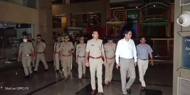 बुलंदशहर: #dmbulandshahr एवं SSP द्वारा कोतवाली देहात क्षेत्र में भ्रमण कर आगामी त्यौहारों के दृष्टिगत सुरक्षा व्यवस्थाओ का जायजा