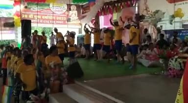 लघु सम्मेदशिखर जी" परम पूज्य आचार्य श्री सौरभ सागर जी महाराज का मंगल 28 वाँ दीक्षा दिवस 21/9/ 2022 जहाँ 108 दिव्यांगों को निशुल्क कृत्रिम अंग हाथ एवं पैर प्रदान किए गए दिगम्बर जैन सिध्दक्षेत्र #द्रोणगिरि सेदपा #भूमिपुत्र पवनघुवारा