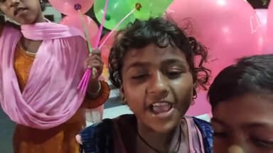 छोटे-छोटे बच्चे क्यों बेच रहे आधी रात को गुब्बारे #graminbreakingnews #jantakiawaz #voiceofpeople