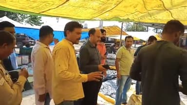 दिनेशपुर- प्रतिबंधित पॉलिथीन हेतु बीडीओ टीम ने चलाई जनजागरूकता अभियान #prohibitionpolythene #bdogadarpur #gadarpurnews