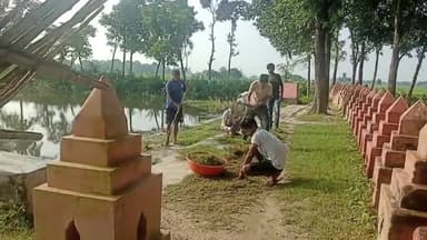#SevaPakhwada सासामुसा मंडल के तिवारी मटिहनिया स्थित सरोवर पर स्वच्छता ,श्रमदान और वृक्षारोपण उभय तिवारी जी,मदनमोहन तिवारी जी,अमरीश कुमार, गोलू शुक्ला, नीरज मिश्रा सहित प्रमुख कार्यरताओं के साथ किया ।