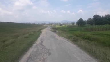 बलरामपुर:तुलसीपुर बघेलखण्ड मार्ग क्षतिग्रस्त दुर्घटनाओं के बन रहे पर्याय#सीमा क्षेत्र सड़क# दुर्घटना#बघेलखण्ड मार्ग