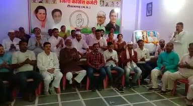 #र्सवधर्म प्रार्थना सभा...बापू के आदर्शों व विचारों ने देश में आजादी व स्वाभिमान की अलख जगाई राष्ट्रपिता #महात्मागांधी व पूर्व प्रधानमंत्री पंडित #लालबहादुरशास्त्री की जयंती पर कोटि कोटि नमन. #पवनघुवारा भूमिपुत्र टीकमगढ़ 2/10/2022