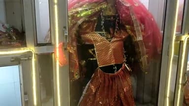 नहटौर। माँ के सातवें नवरात्र पर श्री माँ चामुण्डा देवी मन्दिर पर श्रद्धालुओं का लगा ताता।
#नवरात्र2022#नहटौर#पूजाअर्चना