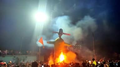 दुधि: म्योरपुर खेल मैदान में रावण का दहन किया गया, रावण दहन देखने लोग काफी संख्या में उपस्थित थे #rawandahan #दशहरा #myorpur