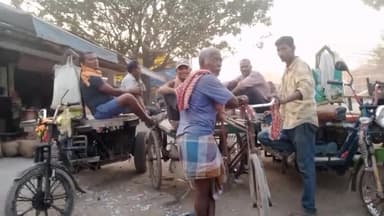 वारिसनगर: #मथुरापुर बाजार #समिति में धूल मिट्टी गढ़वा उड़ने से #रिक्शावालों में दिखी मायूसी मथुरापुर बाजार समिति काकमेटी क ध्यानद
