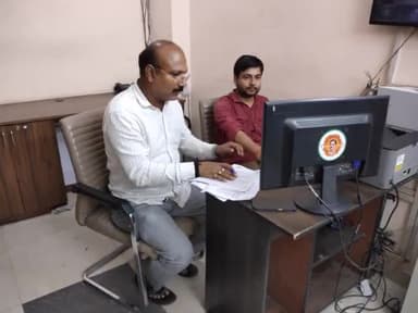 जिला हरदोई- पार्टी कार्यालय पर नगर निकाय चुनाव सम्बन्धी तैयारी करते हुए...
#नगर_निकाय_चुनाव
#जय_भाजपा
#तय_भाजपा