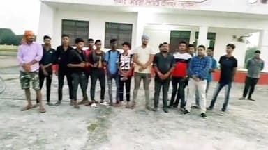 कल BMP के सभी पदाधिकारीगण का बीरपुर हवाई अड्डा का निरीक्षण किया गया जिससे बीरपुर के लोगो को
अब राष्ट्रिय हवाई अड्डा बनने का उम्मीद जगा है
#YouthinBiprur
#YouthInPolitics
#birpurhawaiadda