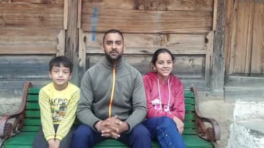 आप सभी को स्नो वैली छतराड़ी वारियर्स संस्था परिवार की ओर से दीपावली की हार्दिक शुभकामनाएं ।
#ngo #snowvalleychhatrariwarriors #snowvalleywarriors #chhatrari #chamba #himachalpradesh