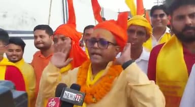 आज चित्रगुप्त पूजा की शोभा यात्रा भव्य तरीके से गिरिडीह परिवार के द्वारा निकाली गयी जिसमें हजारों की संख्या मे चित्रांश समाज के परिवार मौजूद थे।
#Giridih #deepakprkash #Babulmarandi #BJPJharkhand #bjpgiridih #anpuenadevi #mahaveersingh