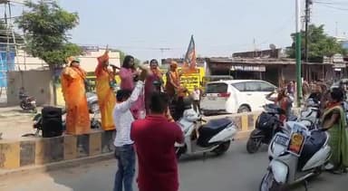 माता बहनों की हुंकार 
    गद्दी छोड़ो भूपेश सरकार......
#बिलासपुर_चलो_बिलासपुर_चलो
#महतारी_हुंकार_रैली 
 बिलासपुर 11 नवंबर 2022