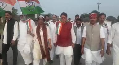 #भारत_जोडो_यात्रा #रीवा मे पूर्व मंत्री #मप्र आदरणीय #पी_सी_शर्मा जी एवं कांग्रेस जिलाध्यक्ष त्रियुगीनारायण शुक्ल जी ।