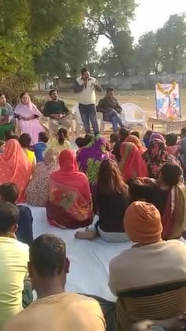 #जयंती
आज नगर के वार्ड क्रमांक 23 में वीरांगना झलकारी बाई जी की जयंती मनाई गई।
#झलकारी_बाई