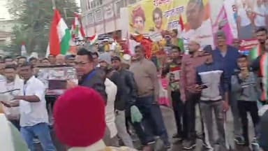 मोरटक्का से आज पहले पड़ाव मनिहार तक विभिन्न स्थानों पर #भारतजोड़ोयात्रा का स्वागत किया गया।
#BharatJodoYatra #bharatjodo