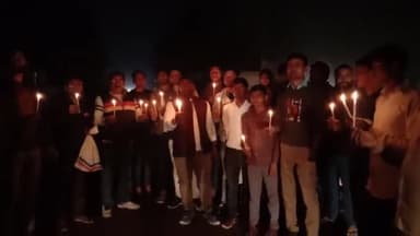 विद्युत विभाग कर्मचारियों के हड़ताल से भयंकर विद्युत कटौती, जनता में आक्रोश
#बहराइच_विद्युत_संकट #महाराणा_प्रताप_चौराहा