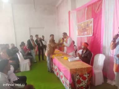 टीकमगढ़ जिले के बडागांव धसान मंडल में भाजपा सोशल मीडिया एवं आईटी विभाग के मंडल स्तरीय प्रशिक्षण अभियान “सुघोष” के तहत प्रशिक्षण वर्ग का आयोजन किया गया। 
#सुघोष_2022