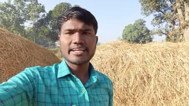 सूरजपुर जिले के बिहारपुर ग्रामीण क्षेत्र में 2 गर्भवती महिलाओं को खाट में उठाकर 13 से 15 किलोमीटर तक पैदल ले जाया गया । #विकाश #एम्बुलेंस आपका युवा साथी बीपीएस पोया