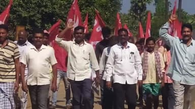 కుందులూరులో పలు సమస్యలు పరిష్కరించాలంటూ సీపీఎం ఆధ్వర్యంలో గ్రామసచివాలయం ఎదుట ధర్నా..