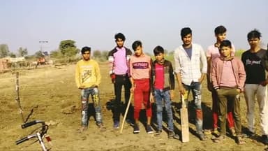 ग्राम पिपरट मैं खेल मैदान पर किया दबंगों ने कब्जा युवाओं को हो रही खेलने मैं परेशानी
#viral #top_news #खेल_मैदान