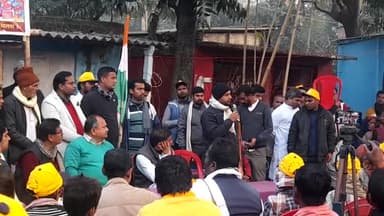 भटवालिया चौक: मोतिहारी पर प्रशांत किशोर को क्या सुनने को मिला।@dk16692 @kumarbirendra303 #bihar_tak #public#newsnt24