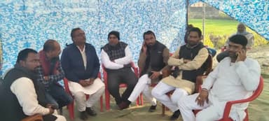 आज विधानसभा चित्रकूट मध्य प्रदेश के #चौरासी_कोसी_परिक्रमा अन्तर्गत स्तिथ #करकोटकनाथ_धाम खुटहा व बड़खेड़ा, #बिरसिंहपुर ग्राम पंचायत में अजीज मित्र युवा नेता श्री #राजीव_पयासी जी के कार्यक्रम में उपस्थित हुआ।।