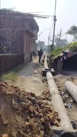 10लाख का घोटाला
विधायक के भाई द्वारा कराई जा रही
पालीगंज के लोग चुप रह कर हौसला बढ़ा रहे बईमानों को #रानीपुर #पालीगंज