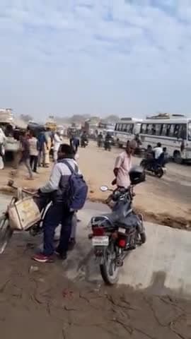 बक्सर #गोलंबर पे रोज लगता है भीसड #जाम #प्रसासन भी है परेसान #nhai #pmoindia #बक्सर #बिहार