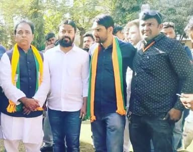 #वोट हमारा, #राज तुम्हारा #नहीं चलेगा, नहीं #चलेगा
#कांग्रेस सरकार के पिछले चार सालों में #मुस्लिम समुदाय को लेकर की गई #वादाखिलाफी को लेकर आज भाजपा अल्पसंख्यक मोर्चा राजस्थान द्वारा कांग्रेस सरकार के खिलाफ मोर्चा के #प्रदेशाध्यक्ष एम. #