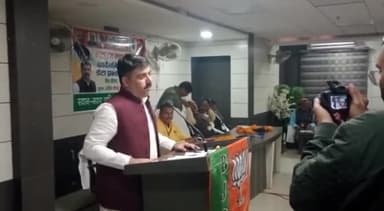 #भाजपा देवरिया नगर मण्डल की कार्यसमिति बैठक एवं डेटा प्रबन्धन #कार्यशाला में सदर #विधायक शलभ मणि के साथ रहा।
#हर_घर_कमल